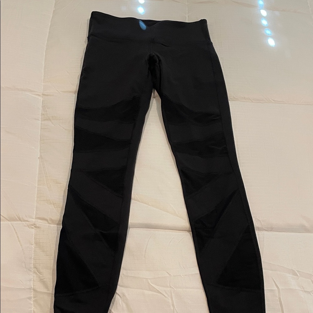 Lululemon size 6 Black Leggings with detail